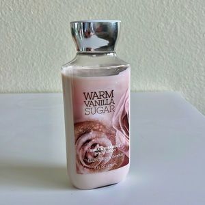 BATH AND BODY WORKS lotion